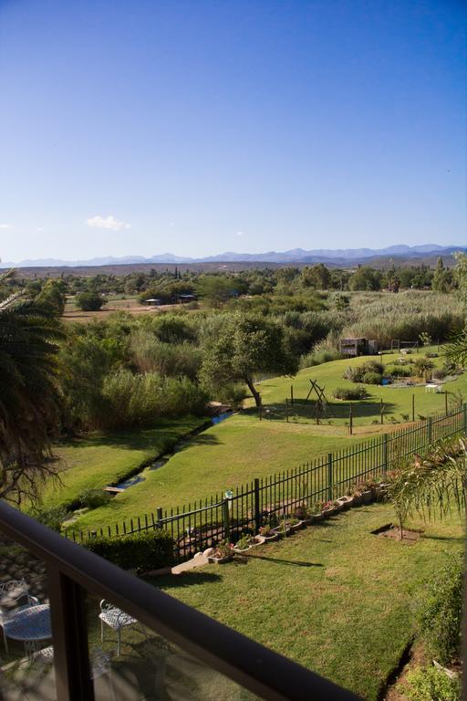 Hotel Oewerpalms View Oudtshoorn Exteriér fotografie