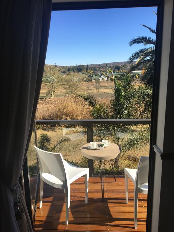 Hotel Oewerpalms View Oudtshoorn Exteriér fotografie